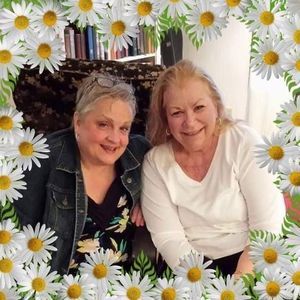 Meet your Posher, Sandy